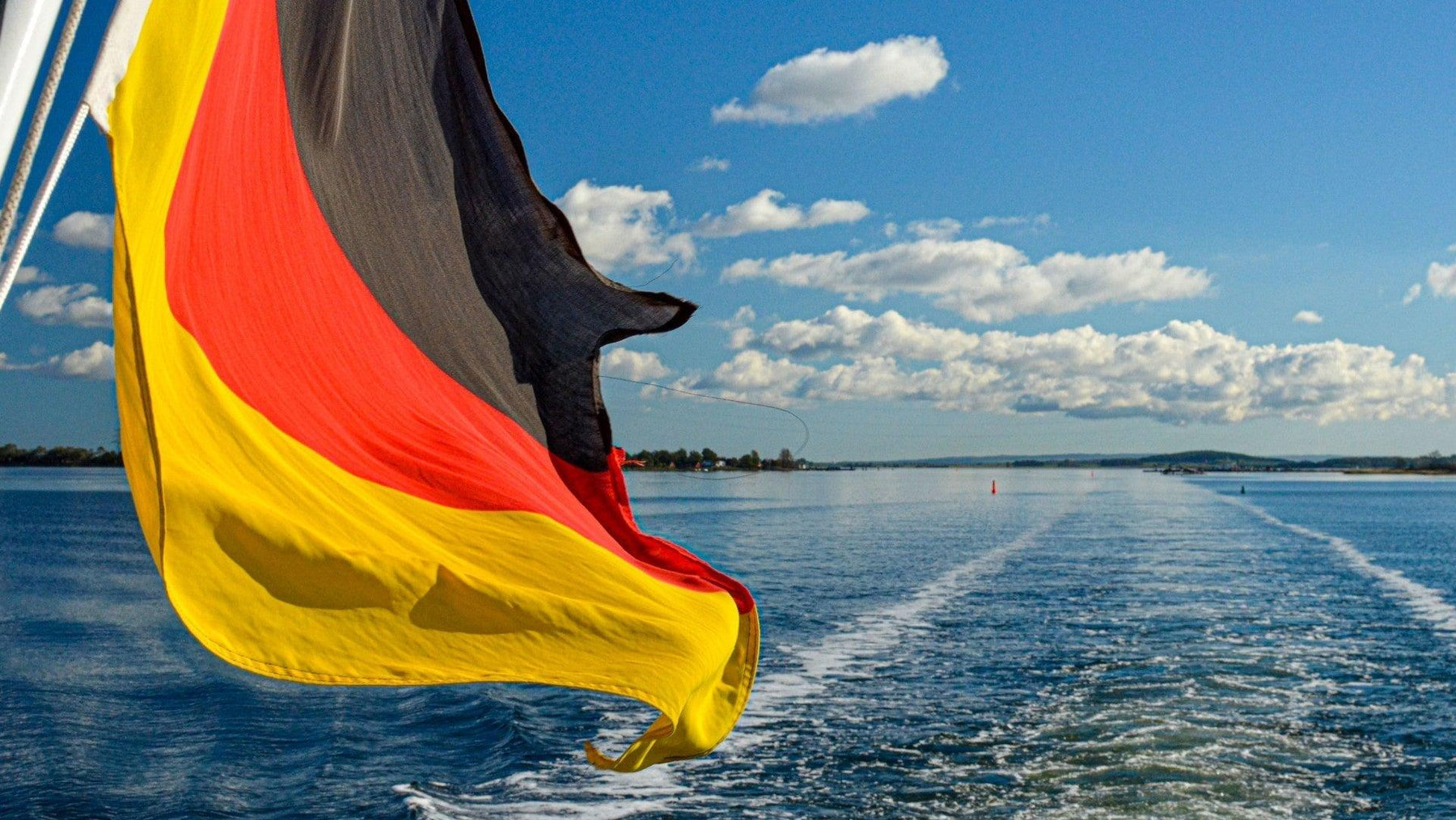 Sorties en semi-rigide en Allemagne : Les meilleurs spots de navigation - ORCA Retail by Pennel & Flipo